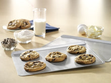 Load image into Gallery viewer, USA Large Cookie Sheet Pan